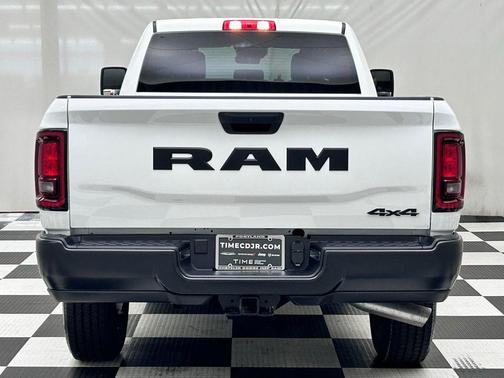 2026 RAM 3500 Tradesman Crew Cab 4x4 8' Box