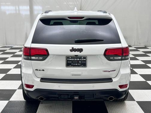 Bright White Clearcoat 2018 Jeep Grand Cherokee Trailhawk