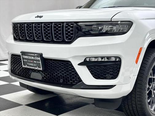 2025 Jeep Grand Cherokee Summit