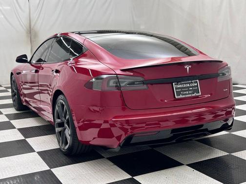 Red Multi-Coat 2022 Tesla Model S Plaid