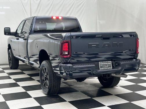 2026 RAM 2500 Big Horn Crew Cab 4x4 8' Box