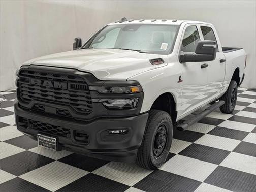 2025 RAM 2500 Tradesman Crew Cab 4x4 6'4' Box