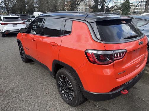 Spitfire Orange Clearcoat 2021 Jeep Compass Trailhawk