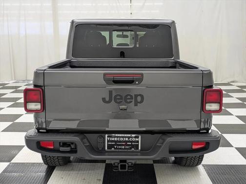 2025 Jeep Gladiator Nighthawk
