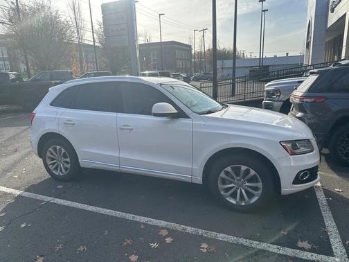2015 Audi Q5 2.0T Premium