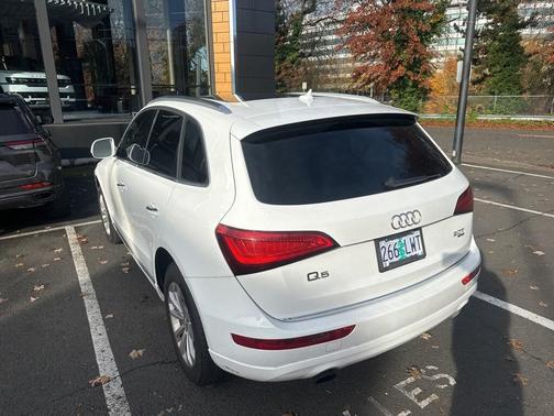 2015 Audi Q5 2.0T Premium