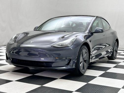 2023 Tesla Model 3 Standard Range
