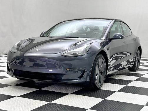 2023 Tesla Model 3 Standard Range