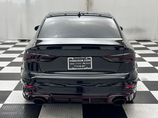 Mythos Black Metallic 2017 Audi RS 3 2.5T