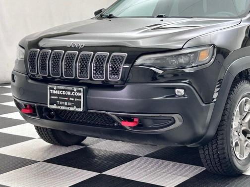 2022 Jeep Cherokee Trailhawk