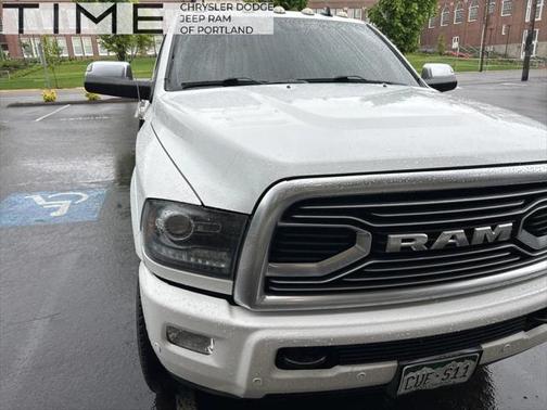 2018 RAM 2500 Limited Crew Cab 4x4 6'4' Box