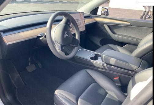 2024 Tesla Model Y Long Range Dual Motor All-Wheel Drive