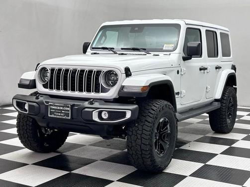 2025 Jeep Wrangler 4-Door Sahara 4x4