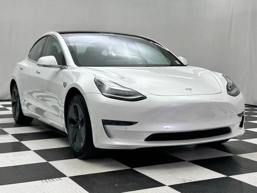 2020 Tesla Model 3 Standard Range Plus