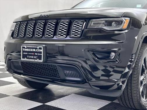 2021 Jeep Grand Cherokee Laredo
