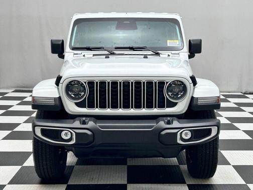 2026 Jeep Wrangler 4-Door Sahara 4x4