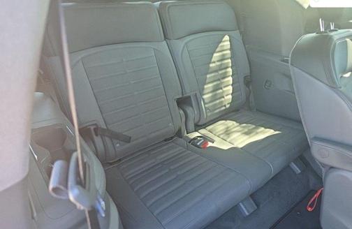 Ivory Silver Matte 2024 Kia EV9 Land