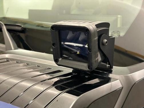 2024 GMC HUMMER EV SUV 2X