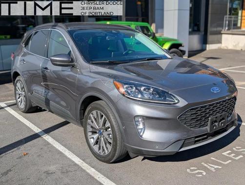 2021 Ford Escape Titanium