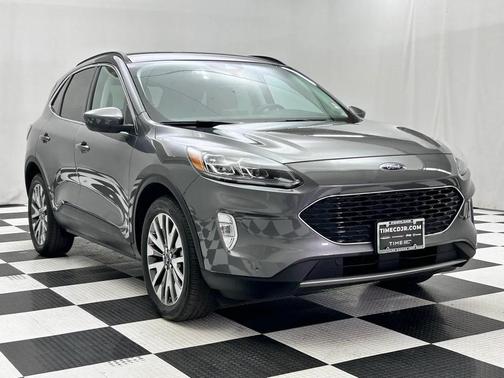 2021 Ford Escape Titanium