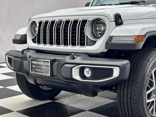 2025 Jeep Wrangler 4-Door Sahara 4x4