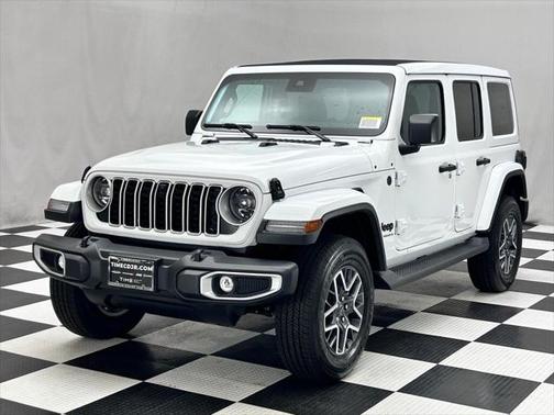 2025 Jeep Wrangler 4-Door Sahara 4x4