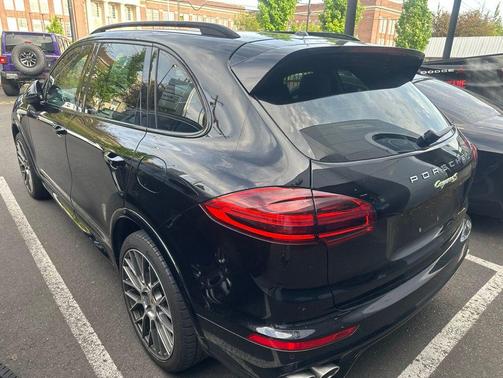 Black 2016 Porsche Cayenne Cayenne S E-Hybrid