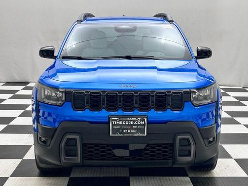 Hydro Blue Pearlcoat 2026 Jeep Cherokee Laredo 4x4
