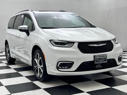 2026 Chrysler Pacifica L