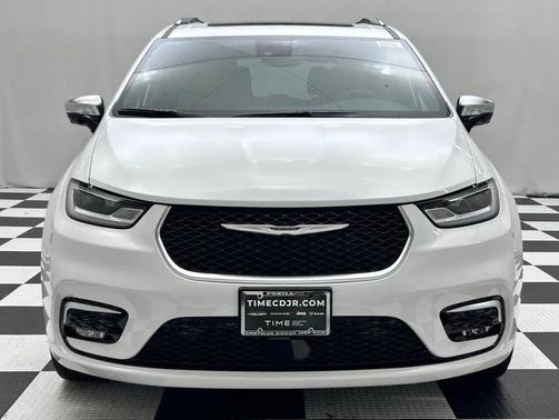 2026 Chrysler Pacifica L