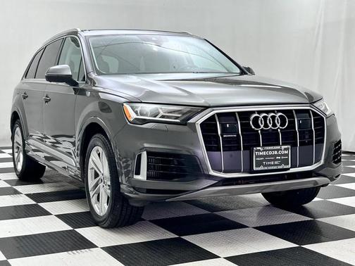 2023 Audi Q7 55 Premium Plus