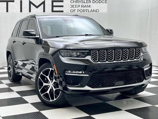 2023 Jeep Grand Cherokee Summit
