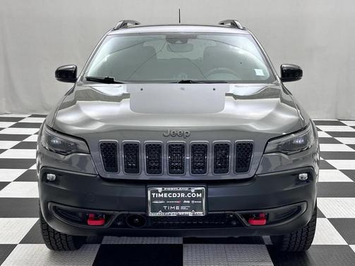 2022 Jeep Cherokee Trailhawk