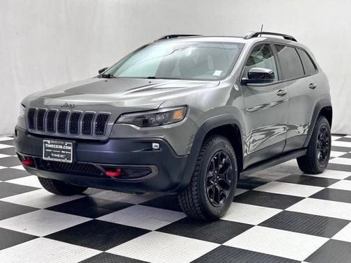 2022 Jeep Cherokee Trailhawk