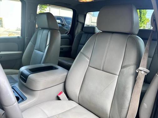 2008 Chevrolet Silverado 3500 LTZ Crew Cab