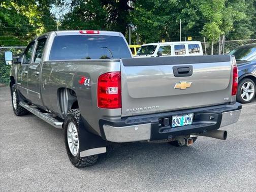 2008 Chevrolet Silverado 3500 LTZ Crew Cab
