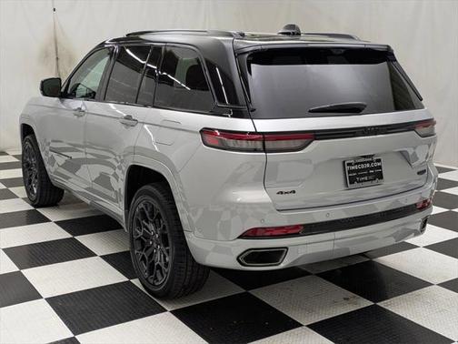 2025 Jeep Grand Cherokee Summit