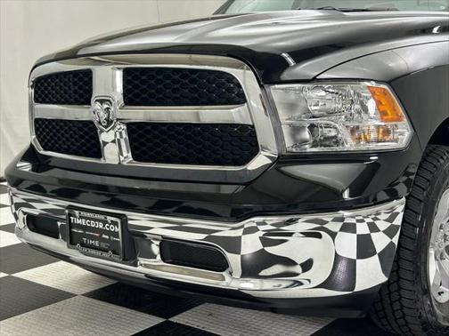 2019 RAM 1500 SLT