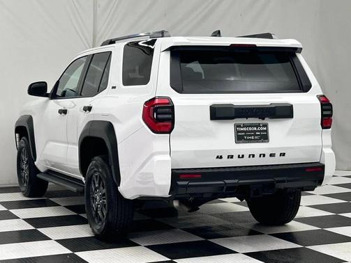 2025 Toyota 4Runner SR5