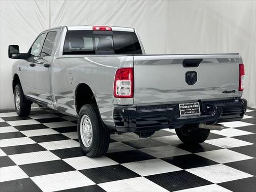 2024 RAM 2500 Tradesman Crew Cab 4x4 8' Box