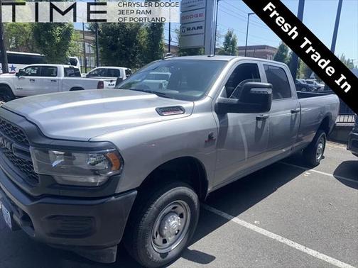 2024 RAM 2500 Tradesman Crew Cab 4x4 8' Box