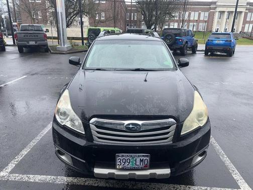 2010 Subaru Outback 2.5 i Limited