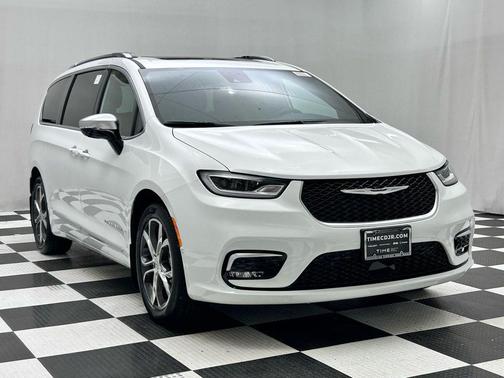 2026 Chrysler Pacifica L