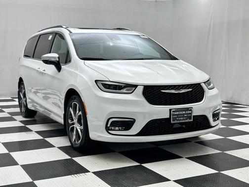 2026 Chrysler Pacifica L