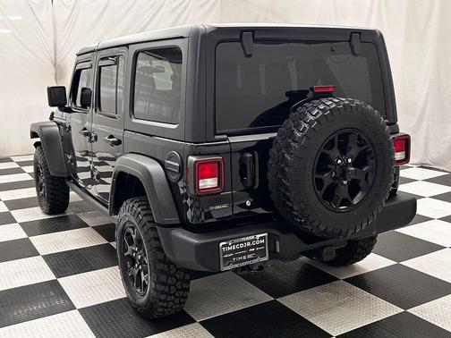 Black Clearcoat 2022 Jeep Wrangler Unlimited Sport