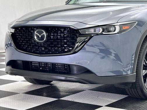 2024 Mazda CX-5 Carbon Edition