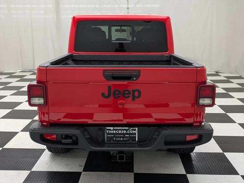 2025 Jeep Gladiator Nighthawk