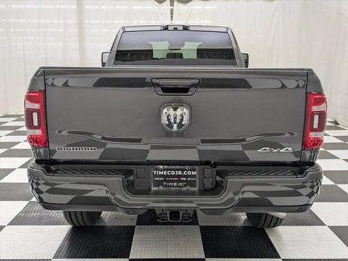 2024 RAM 2500 Big Horn Crew Cab 4x4 8' Box