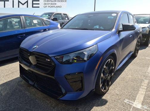 Frozen Portimao Blue II Metallic 2024 BMW X2 M35i