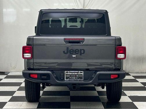 2025 Jeep Gladiator Sport S